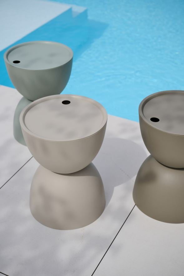 Puutarhapöytä vaaleanvihreä - 2