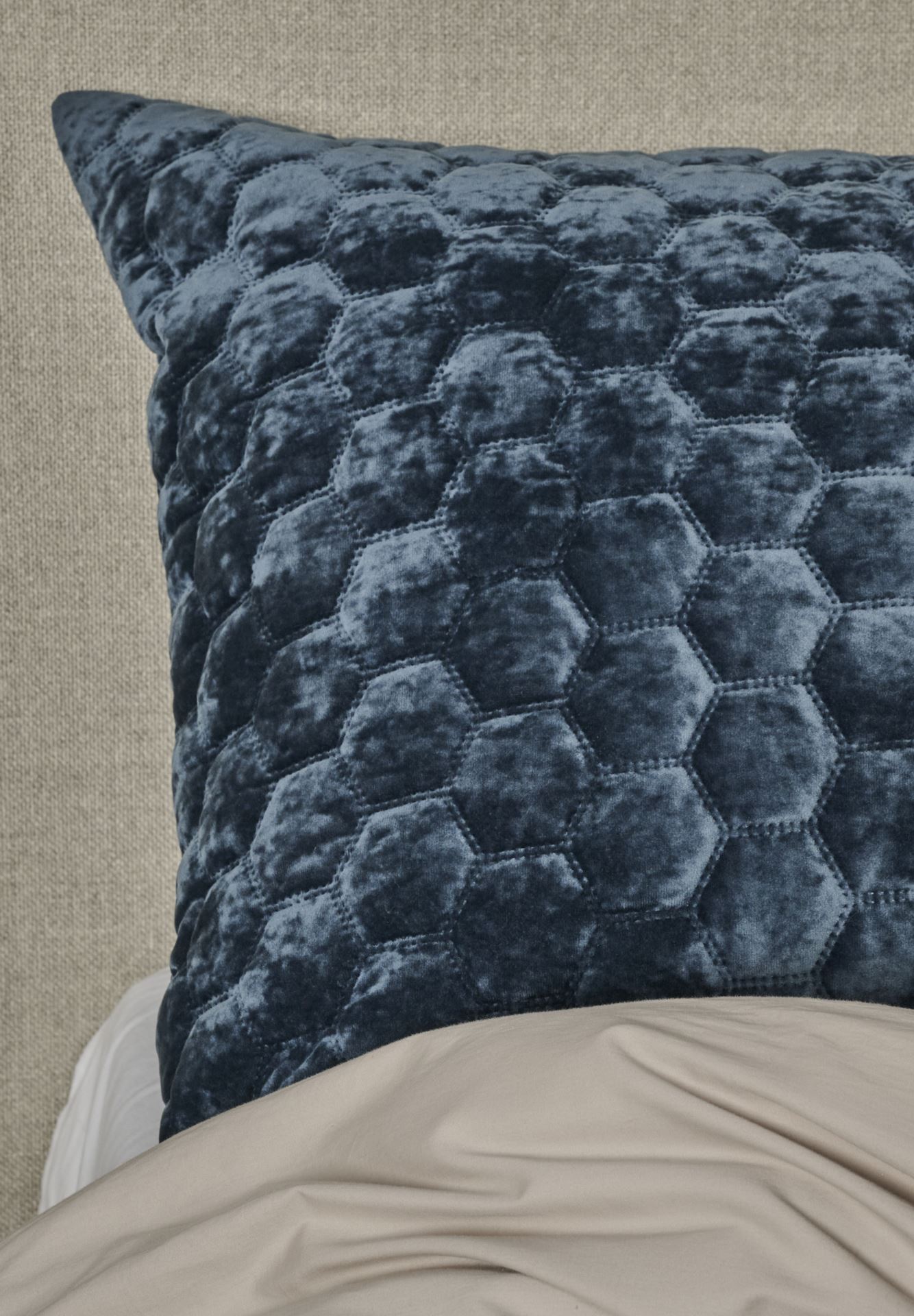 Hotellityynyliina tummansininen - 3