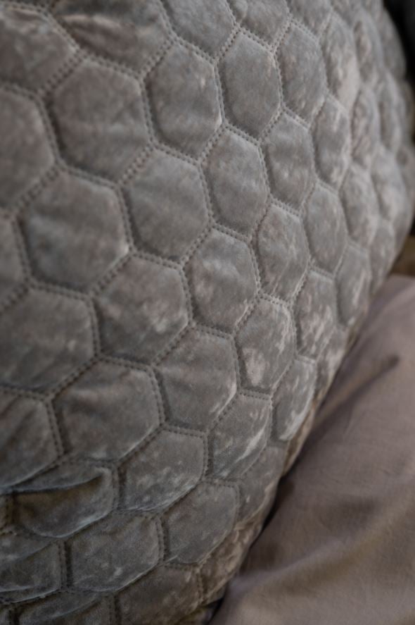 Hotellityynyliina hiekka - 4