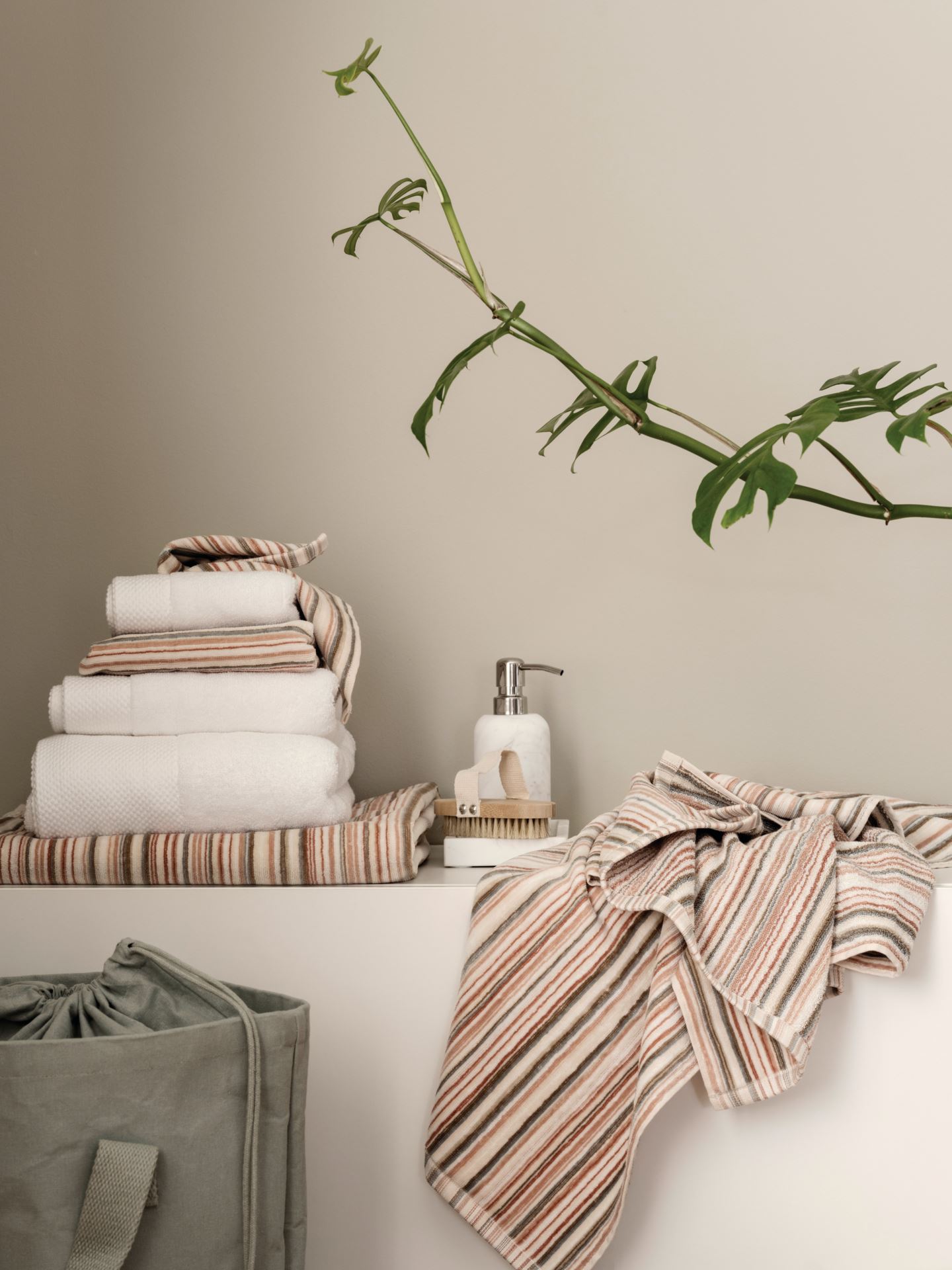 Saippuapumppu valkoinen - 2