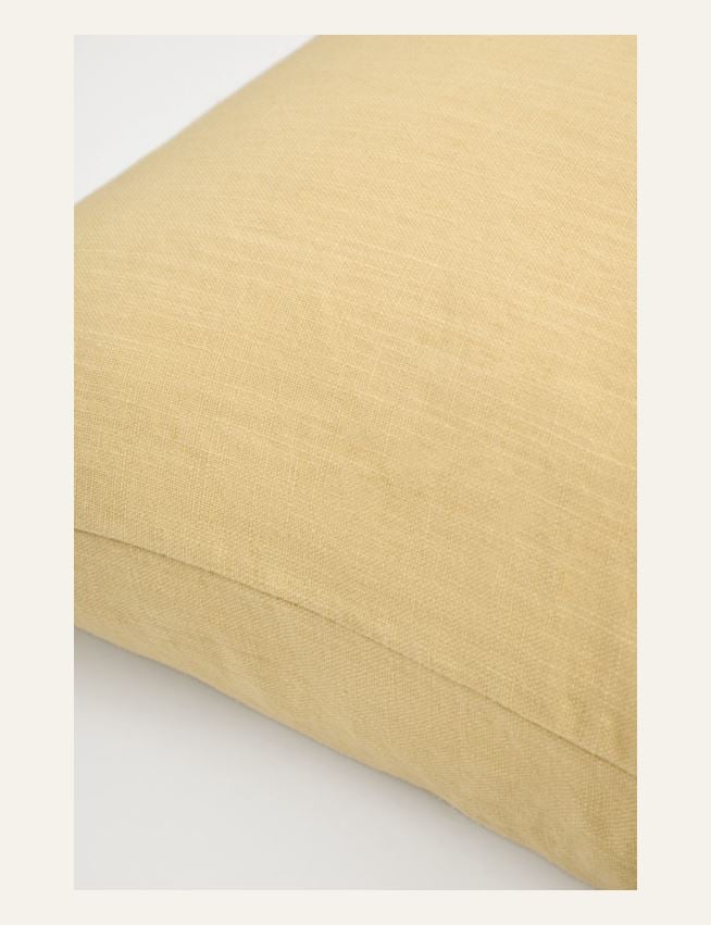 Koristetyynynpäällinen keltainen - 2
