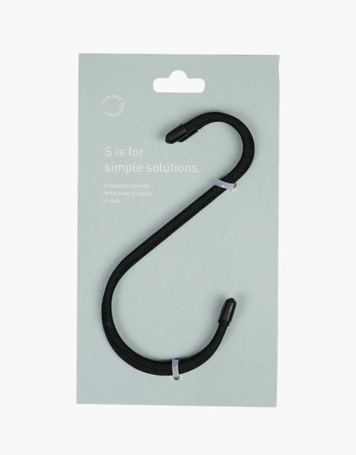 Koukku musta - 7,5x16x4,5 cm musta - 1