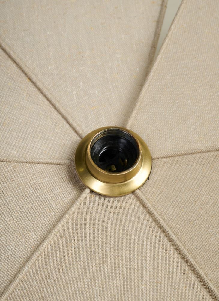 Kattovalaisin luonnonväri - 7